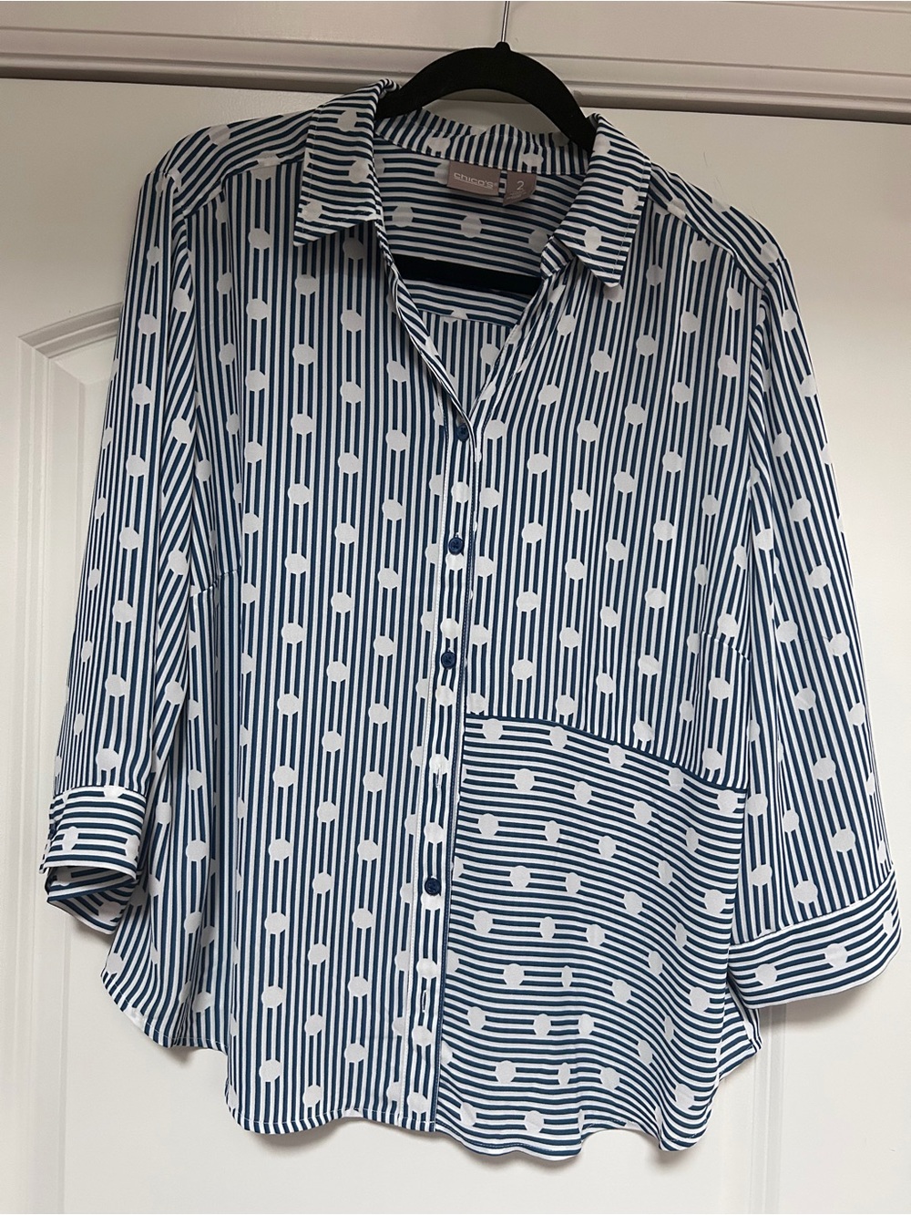 Chico's Women’s Wrinkle Resistant Shirt Blouse Sz 2  Lg 12/14 Striped Dot Top